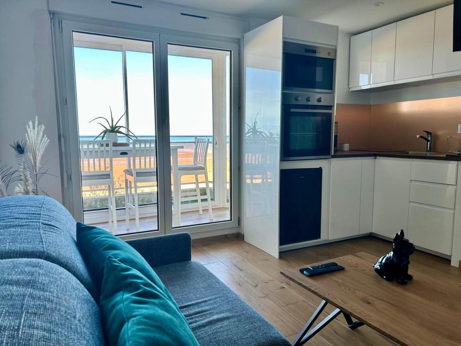 Mettons Les Voiles - Appt Vue Mer Avec Loggia Bernières-sur-Mer Exteriér fotografie